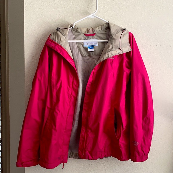 Columbia OMNI-TECH Rain Jacket - Picture 1 of 5